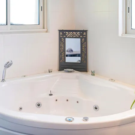 Balneo Nocleg ze śniadaniem 3*